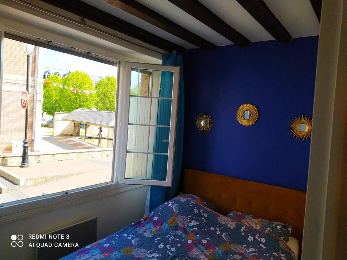 Bel appartement à Honfleur Extérieur photo